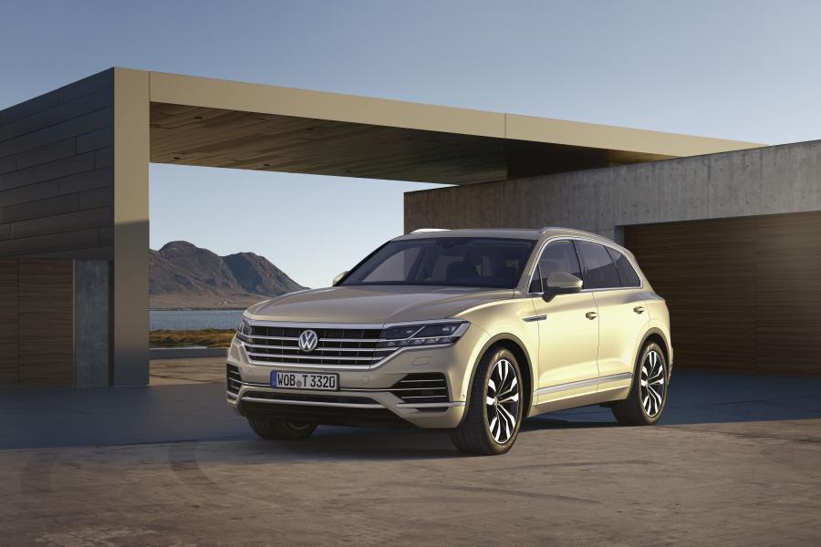 Volkswagen Touareg V6 TDI Elegance 2018 года  (WW) (фото 11 из 46)